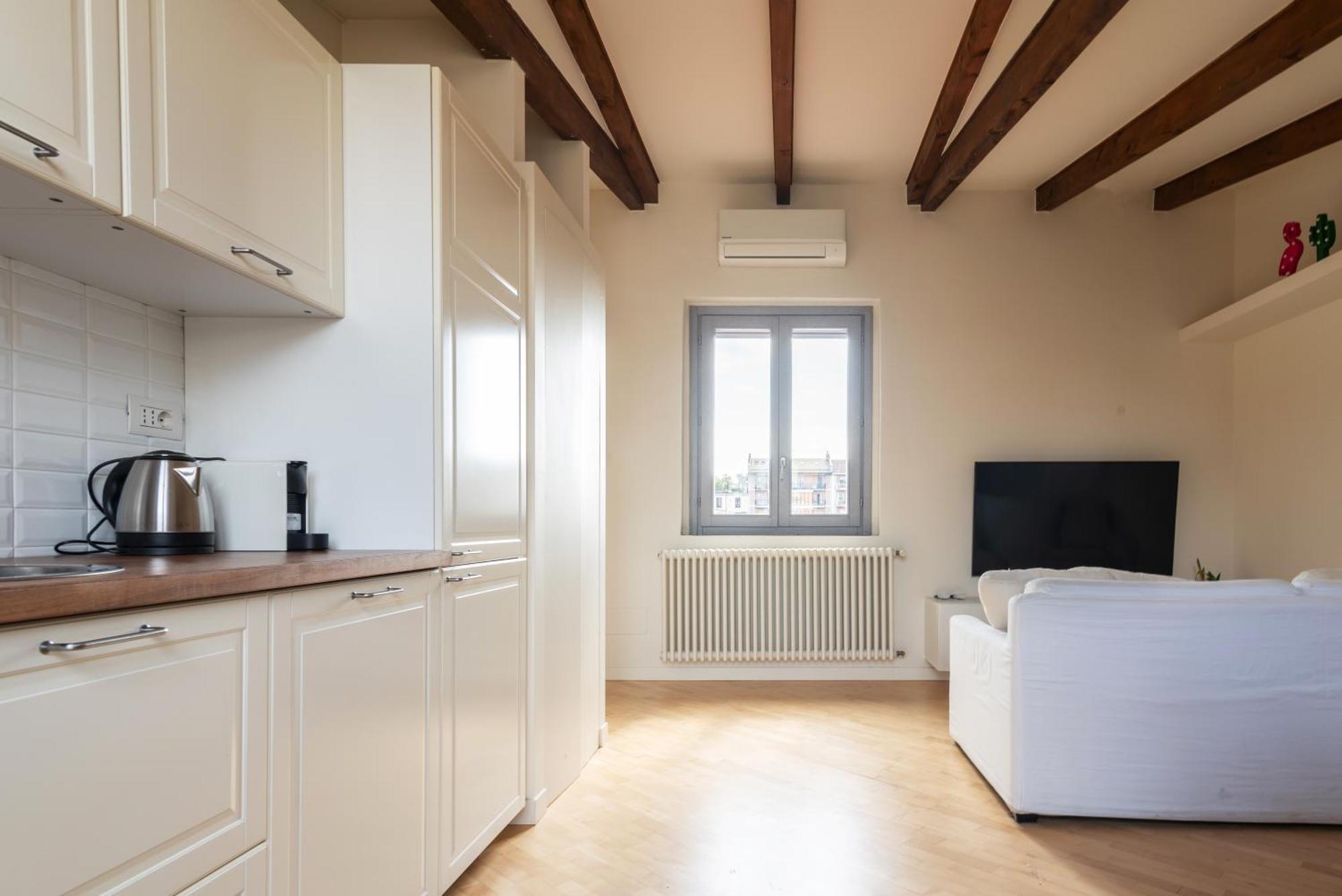 Appartement Bilocale In Ottima Posizione: Tra E Lima